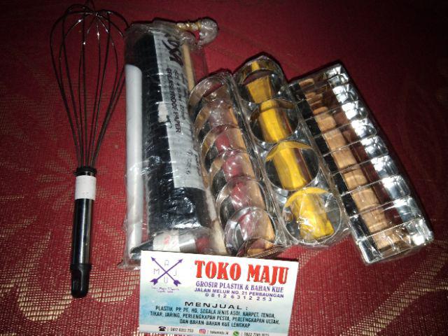 Cetakan Kue Kering Berbagai Bentuk