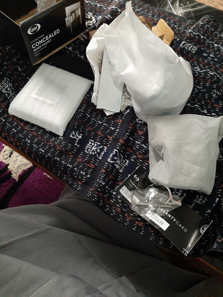 Aer Bundling Kran Tanam Panas Dingin Ssv 01 & Wall Shower Ws-12 Fr