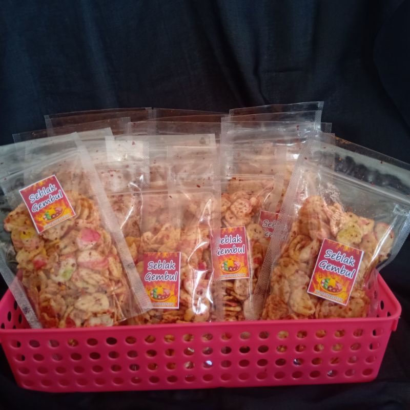 

Kerupuk seblak extra Hott