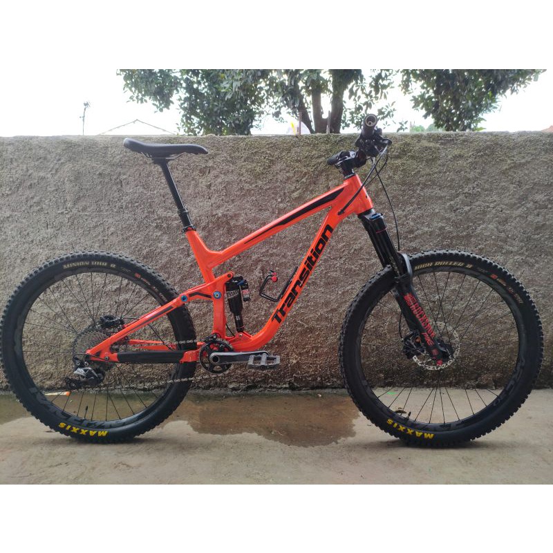 Sepeda MTB Enduro Transition Patrol 2016