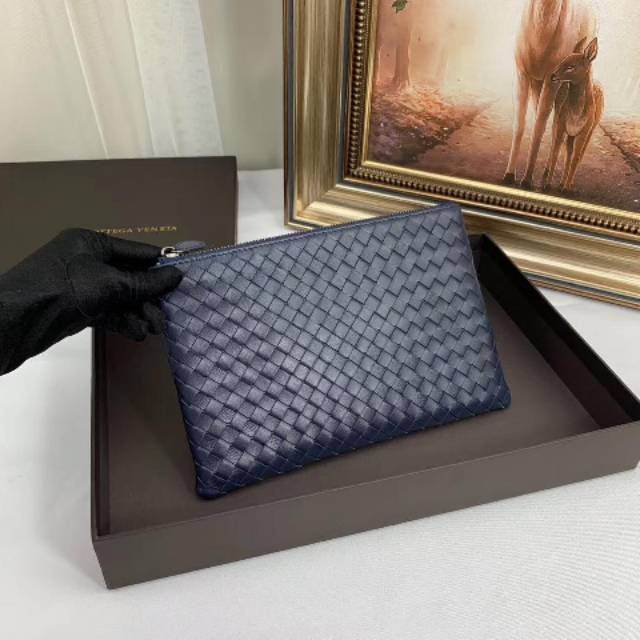 PouchBottegaVeneta Document Intrecciato