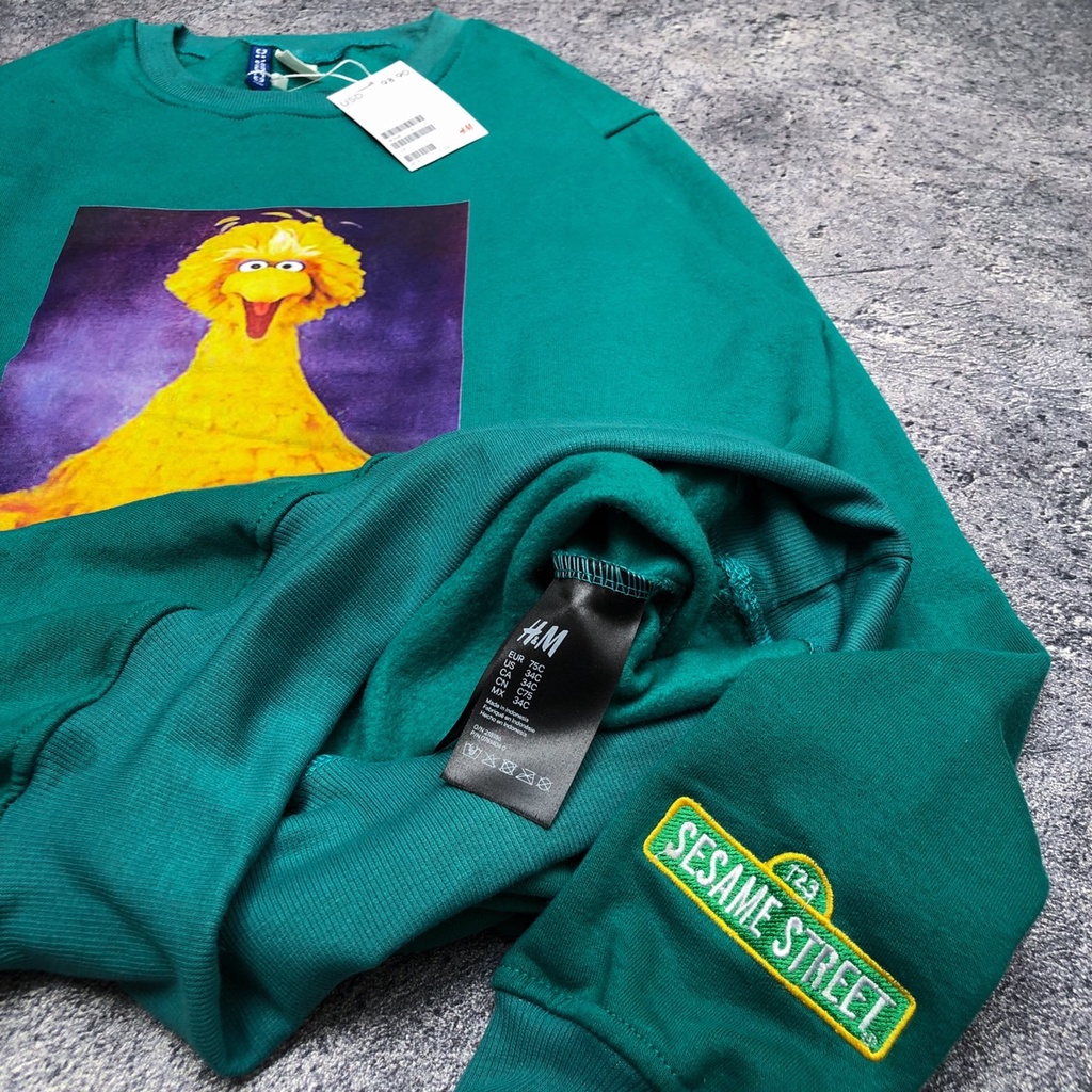 SWEATSHIRT HnM H&M SESAME STREET ELMO - CREWNECK SESAME STREET MIRROR 1:1 TERMURAH