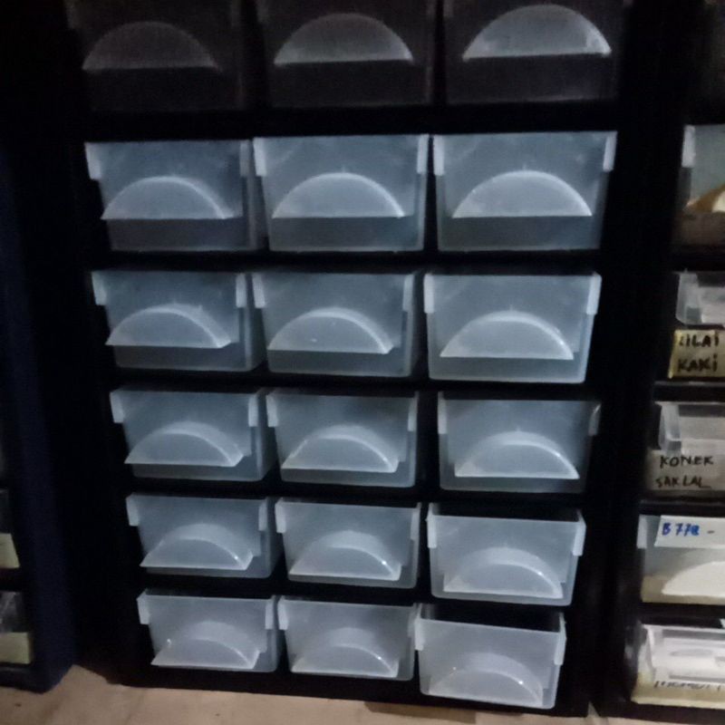 rak komponen kecil raaco