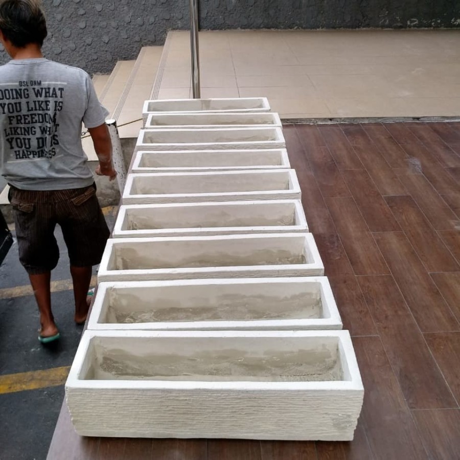 Pot Semen Kotak Panjang 100cm  Motif Corak garis