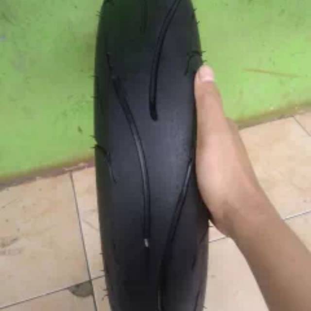 BAN ZENEOS ZN62 UK 110/70 RING 17 TUBLES