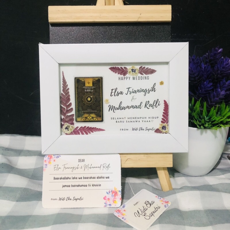 HAMPERS PIGORA Mini Gold | FRAME 4R Desain Rustik |