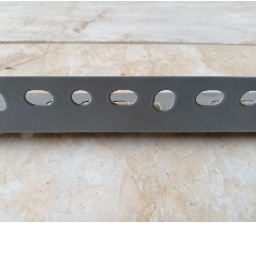 (kode-655) Besi Siku Lubang 1 Meter ,,