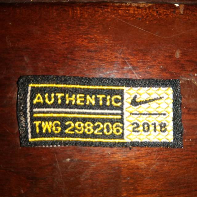 Emblem badge patch Authentic nike brand bordir komputer woven langsung pasang gradeori 2018