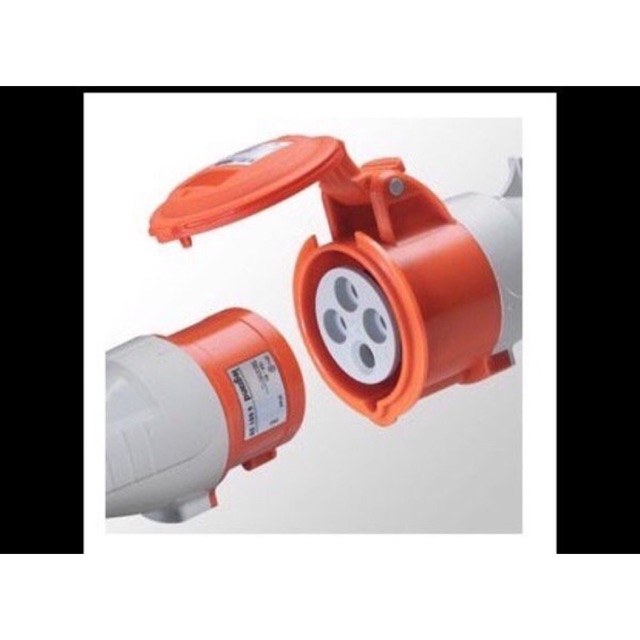 Set soket industri legrand 4pin 32a 32 ampere mobile mounting legrand 4 kaki 32a