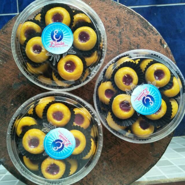 

Nastar selai kue kering lebaran letter jajan hari raya