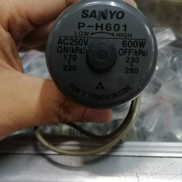 Pressure Switch / Otomatis untuk pompa air Sanyo PH 601JP / PH 608JP