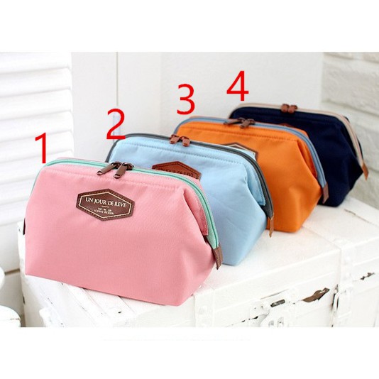 Tempat Penyimpanan Tas Kosmetik Make Up Traveling Organizer Pouch Unik Sabun Mandi Shampo Simpan Bar