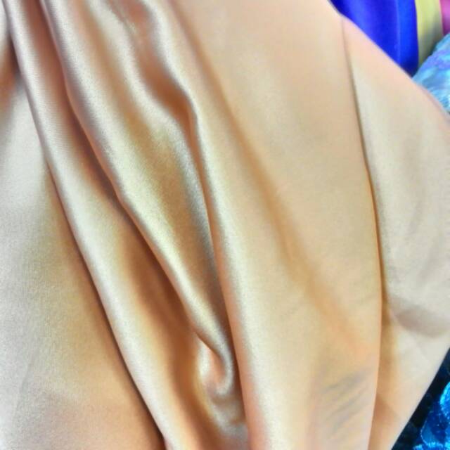 Satin Velvet Coklat Susu.