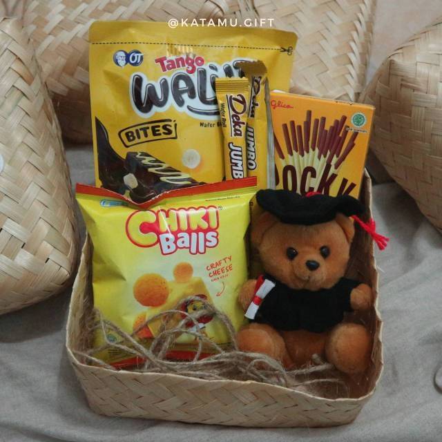 

graduation gift yellow series / hampers / snackbox