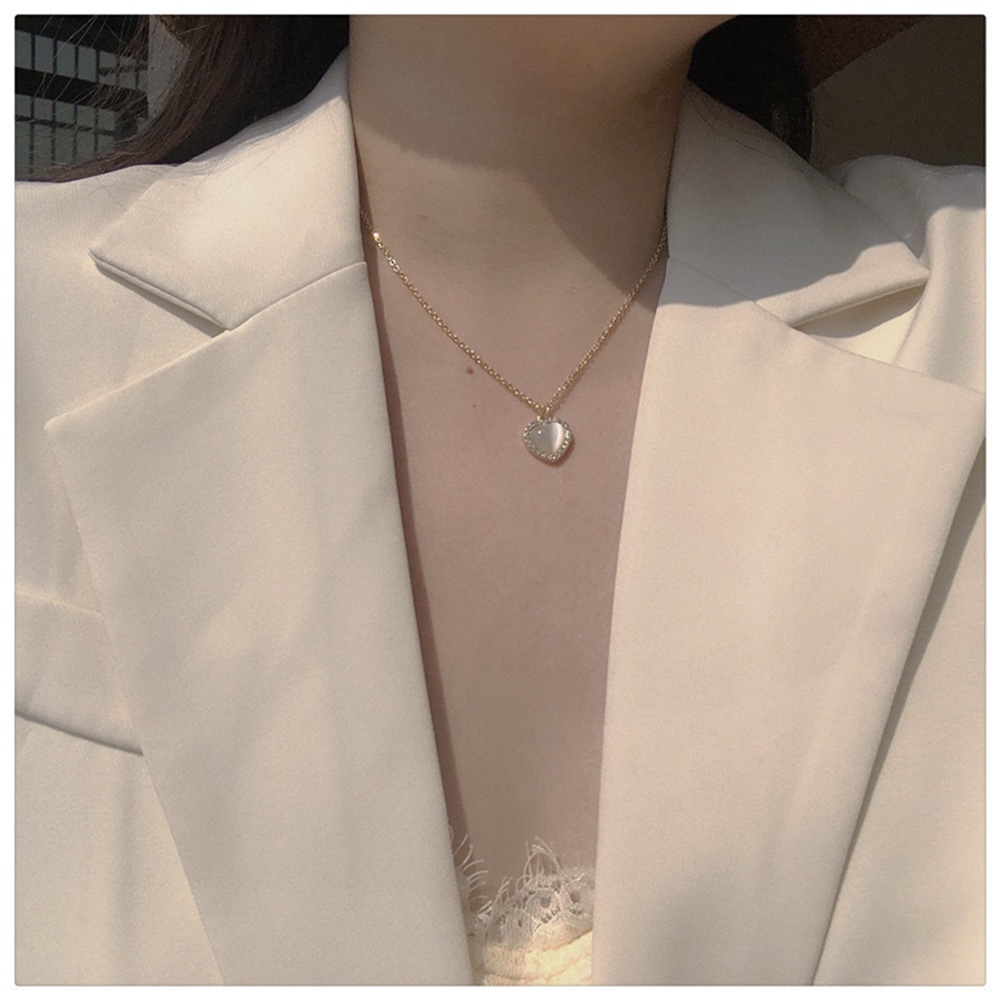 Korean Necklaces Fashion Temperament Opal Love Pendant Female 2021 New Clavicle Chain Choker Sweet Heart Jewelry Shop