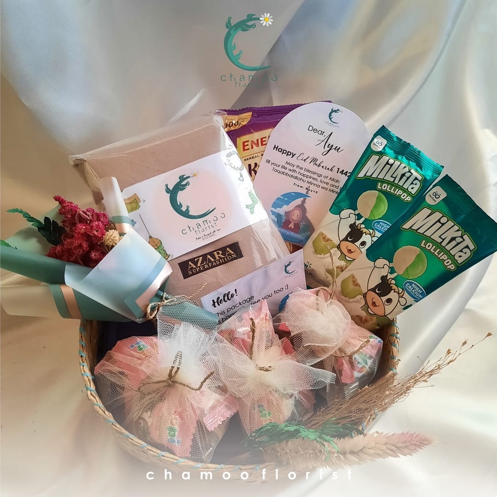 

Gift Box Kerudung / Hijab (segi empat, pashmina, inner) / Gift Request / Gift for birthday, graduation, anniversary, dll