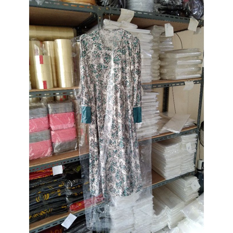 Plastik laundry lubang hanger 60 x 150cm (isi 10 lembar) Murah