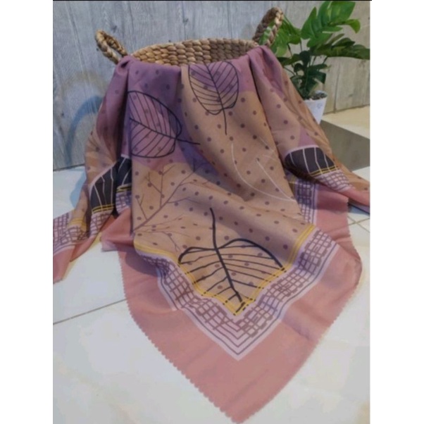 Beauty BIA hijab segi empat voal sublime lassercut