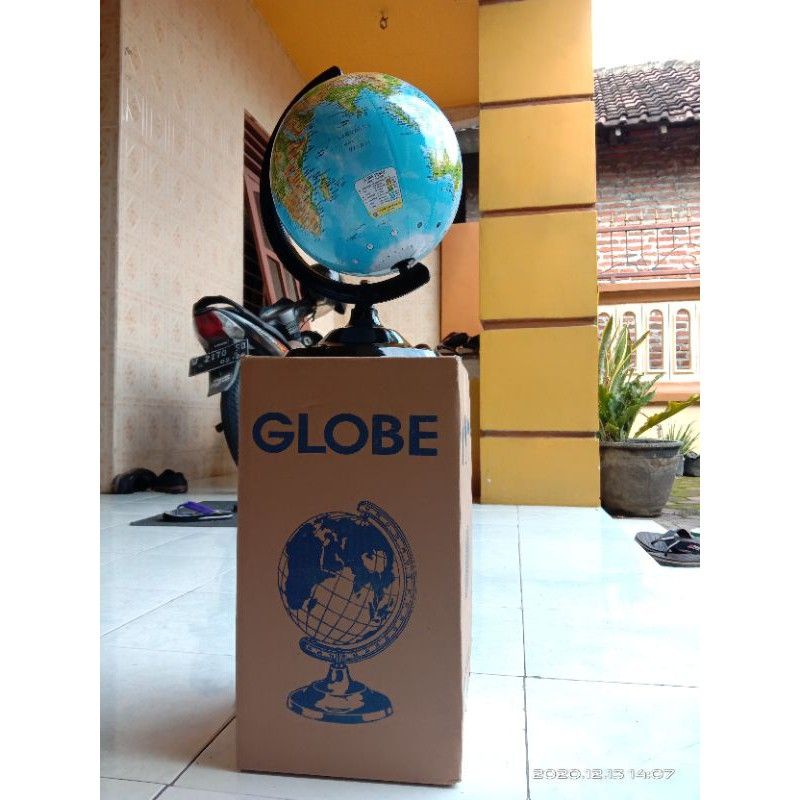 

GLOBE/BOLA DUNIA DIAMETER 20CM