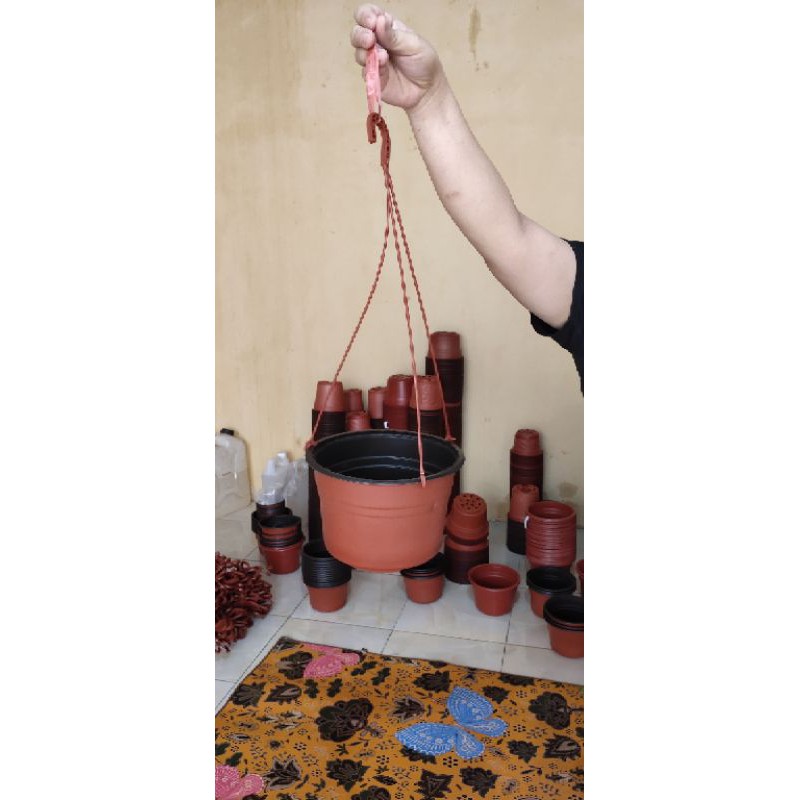 Pot Gantung Nursery 20x12