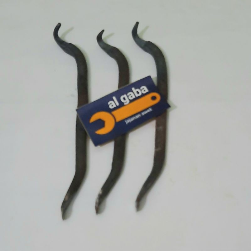 Congkelan ban / cukil ban motor