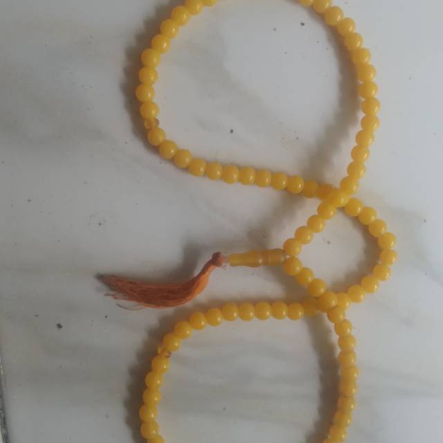 Tasbih giok kuning