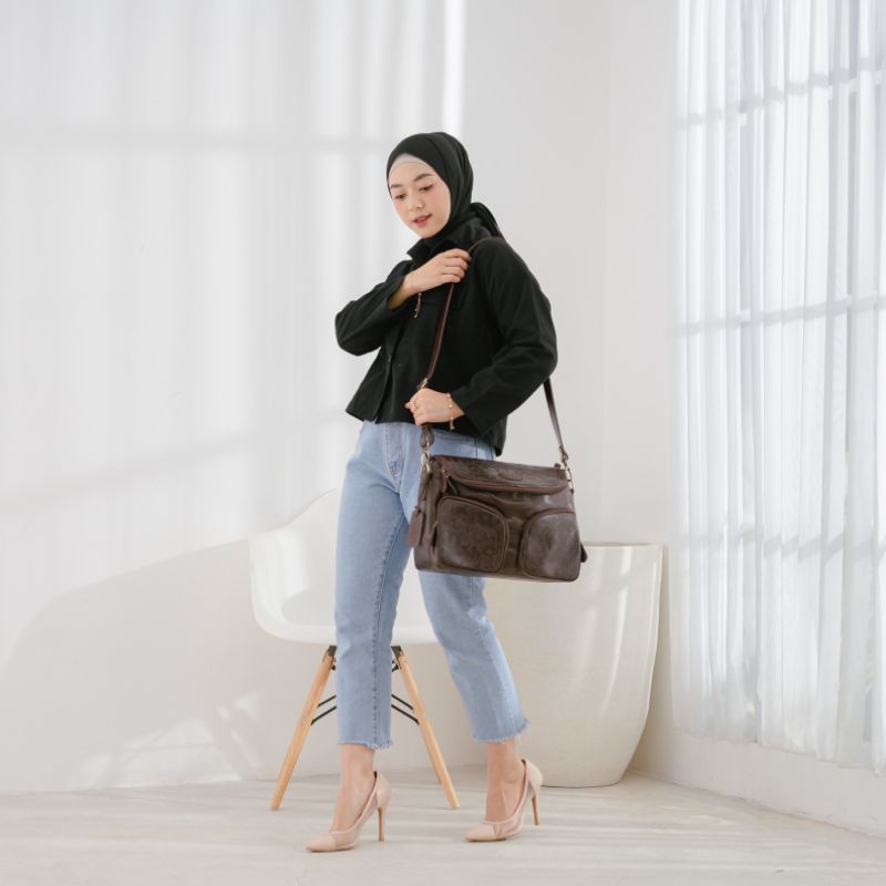 TAS KANTOR WANITA KULIT SAPI ASLI MODEL AMANDA / KULIT SAPI PULL UP MIX KULIT EMBOSS BATIK /FREE GRAVIR NAMA