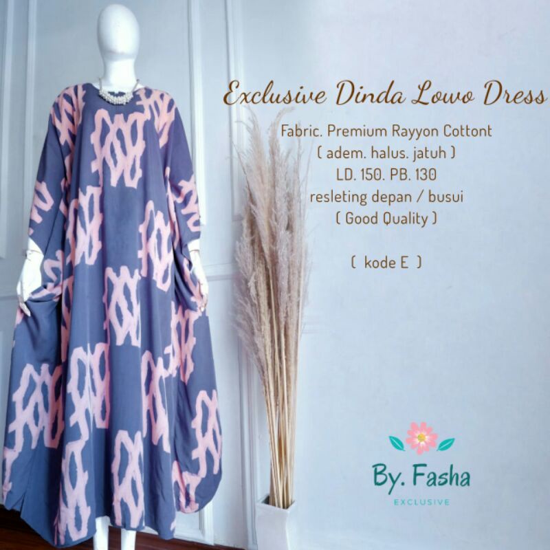 Exclusive Dinda Lowo Dress by Fasha