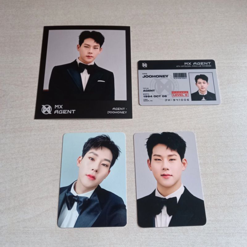 Sharing Monsta X 6th Gen Fankit