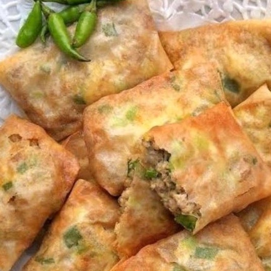 

Martel Mini/Martabak Telur Siap Makan (Sudah Di Goreng)