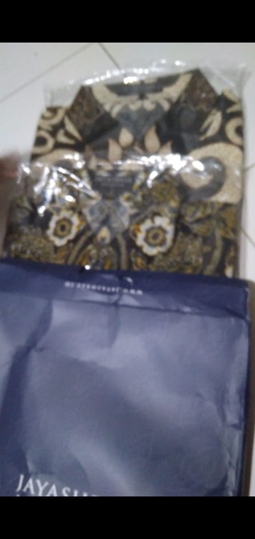 Jayashree Batik Regfit Divya Short Sleeve