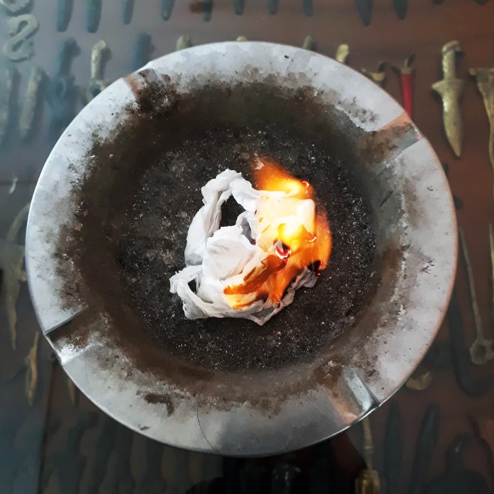 Trik Sulap Magic Pyrokinesis