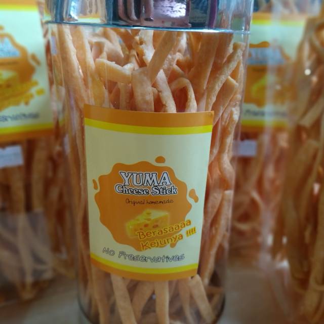 Yuma cheese stick kemasan mika tabung