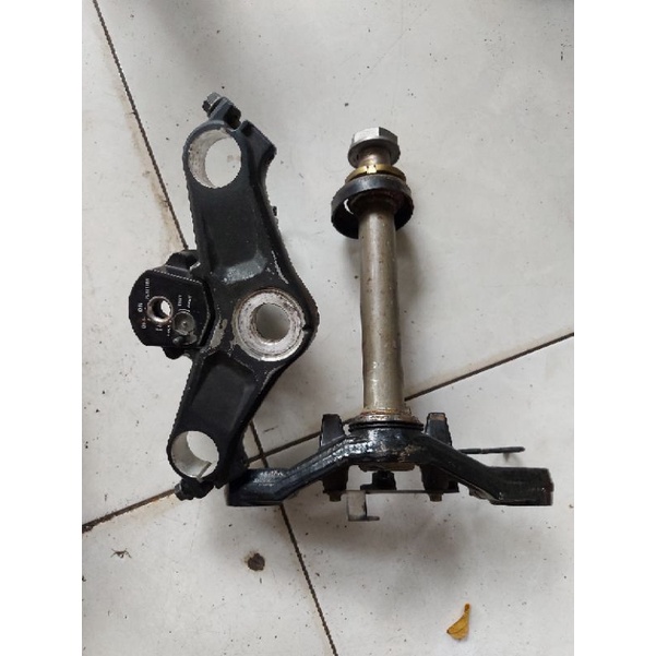 SHOCKBREAKER T SEGITIGA ATAS BAWAH NEW CBR 150R