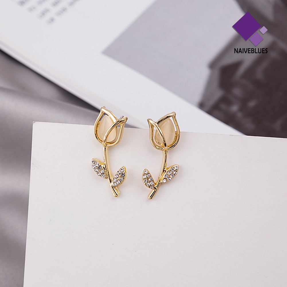 Anting Tindik Desain Daun Bunga Mawar Model Hollow Out Untuk Wanita