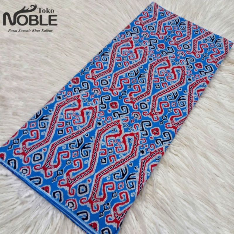 Kain Katun Motif Etnik Kalimantan