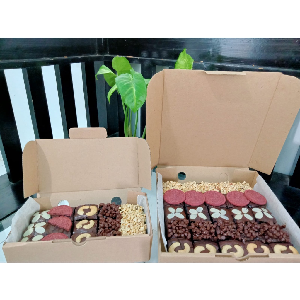 

KUE BROWNIES SWITRITZ LARGE