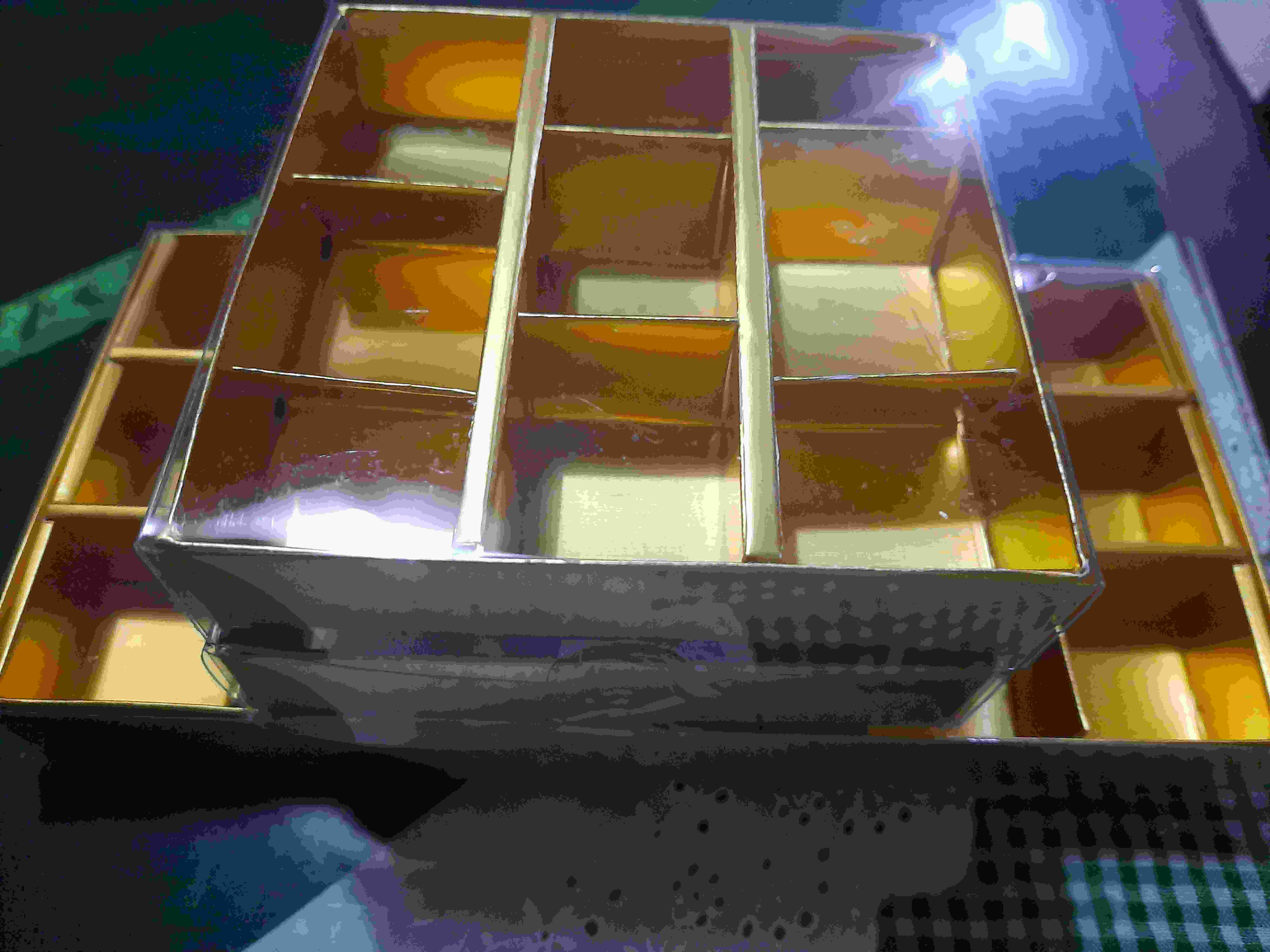 Kotak Sekat Coklat 9 - Box Coklat Sekat 9 - Ready Gold