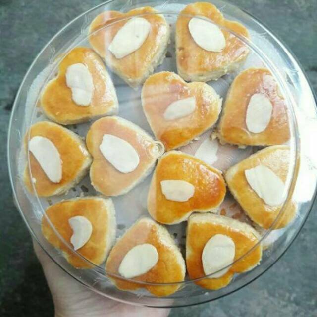 

Kue kacang