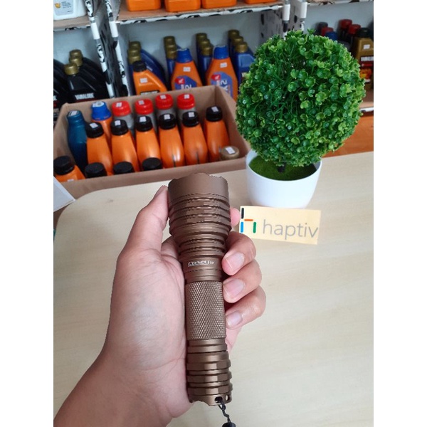 Convoy C8+ Osram KW CSLNM1.TG Senter LED Jarak Jauh