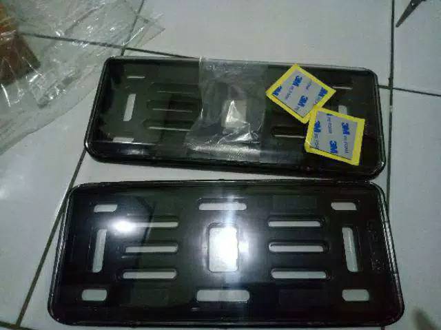 COVER PLAT NOMOR PREMIUM /TUTUP PLAT MIKA ANTI BURAM TGP COVER TUTUP PLAT NOMOR UNIVERSAL