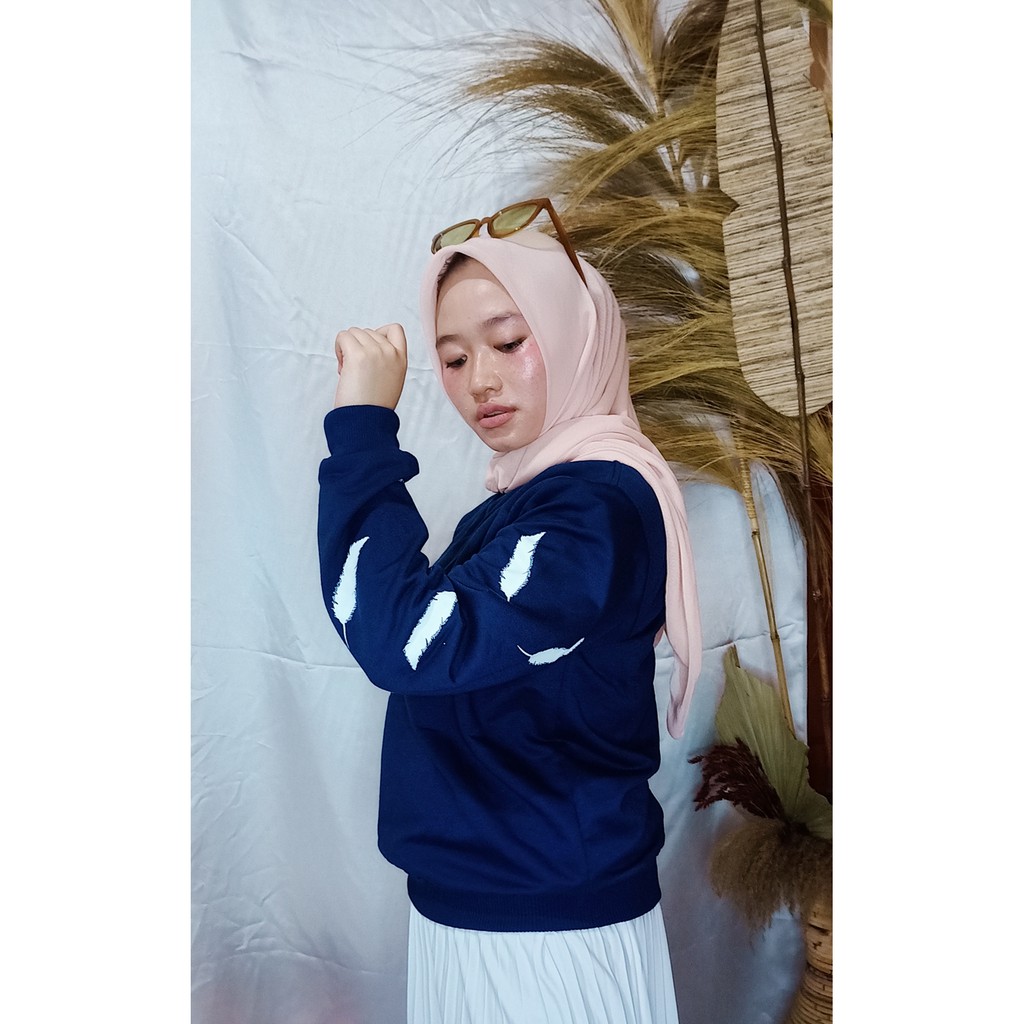 GOLD RUSH CRAWNECK SWEATER // SWEATER PRIA DAN WANITA TRENDY