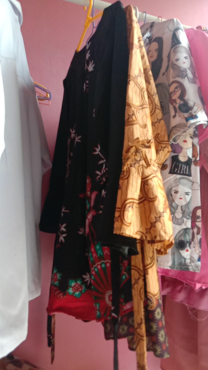 Atasan Batik Dolby Dolbi Dobby Doby Tenun Sutra Tulis Halus Katun Atbm Baron ,sarombit Atasan