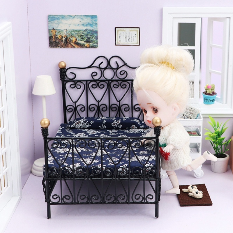 Mary Mainan Miniatur Tempat Tidur Double Bed Gaya Eropa Untuk Aksesoris Rumah Boneka 1 / 12