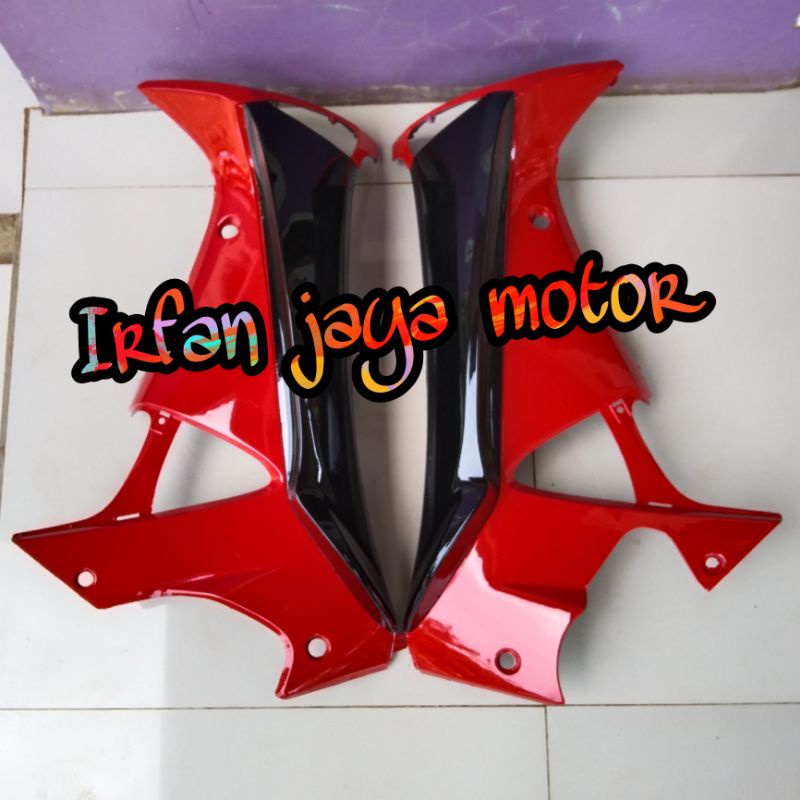 Sayap body depan Honda Supra X 125 lama merah hitam