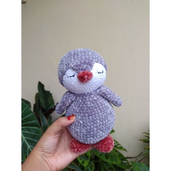 boneka rajut / amigurumi pinguin