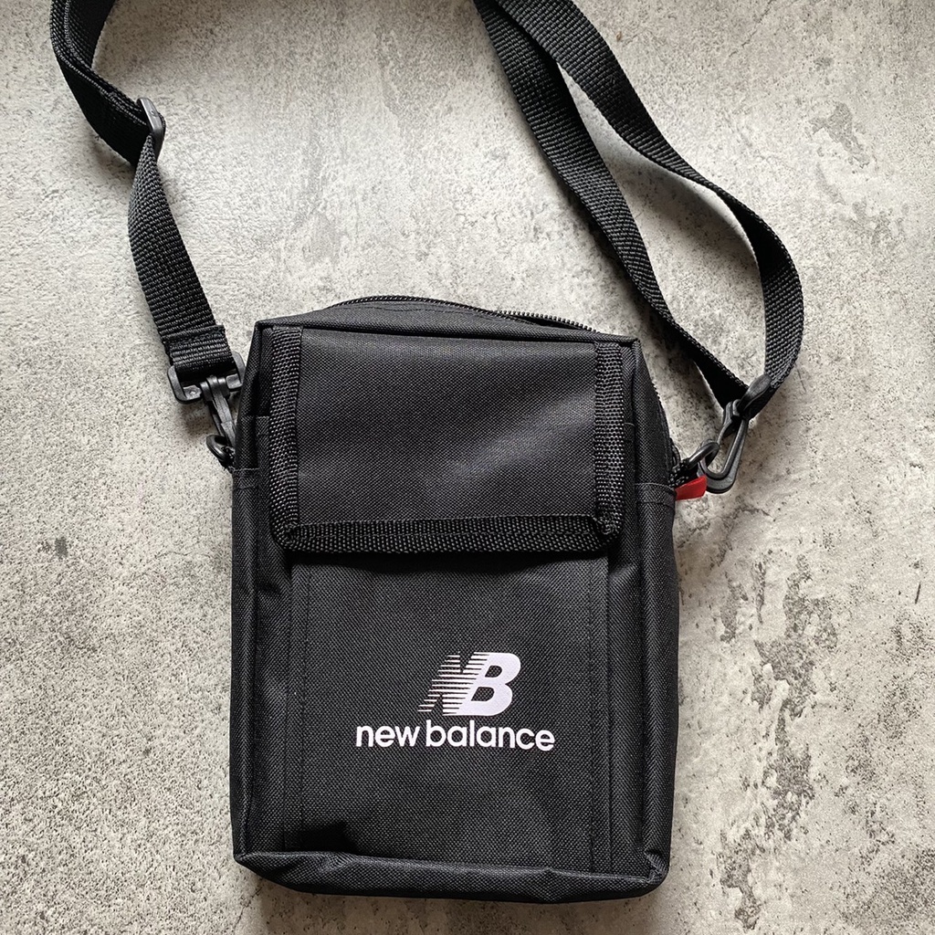 Tas Selempang New Balance Sling Bag Mini Murah Cocok dipakai Pria dan Wanita