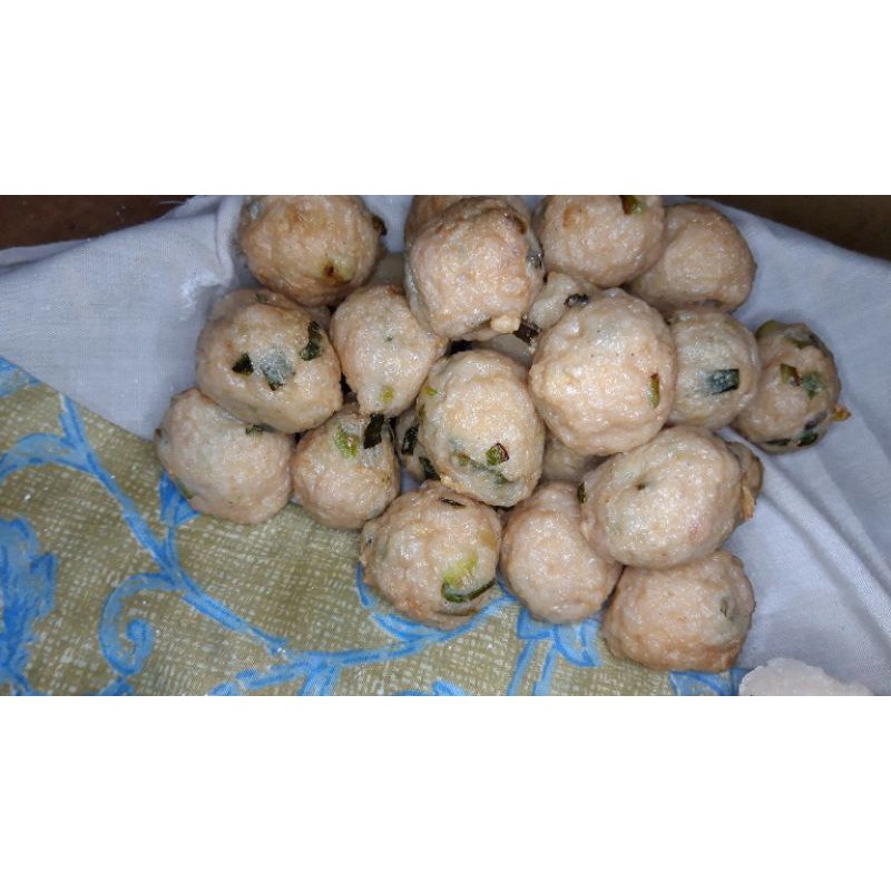 

Pempek_Adaan