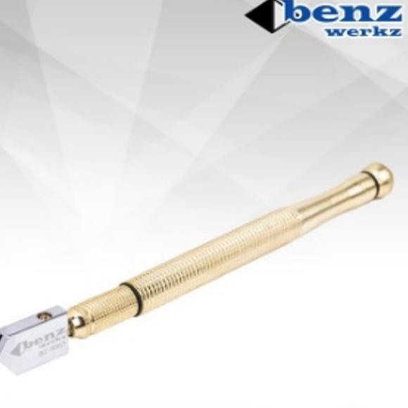 

[KODE HEHUD] Alat Pisau Potong Kaca Benz Werkz BZ-9082/BZ-9083 Oil Glass Cutter Hitam/Gold