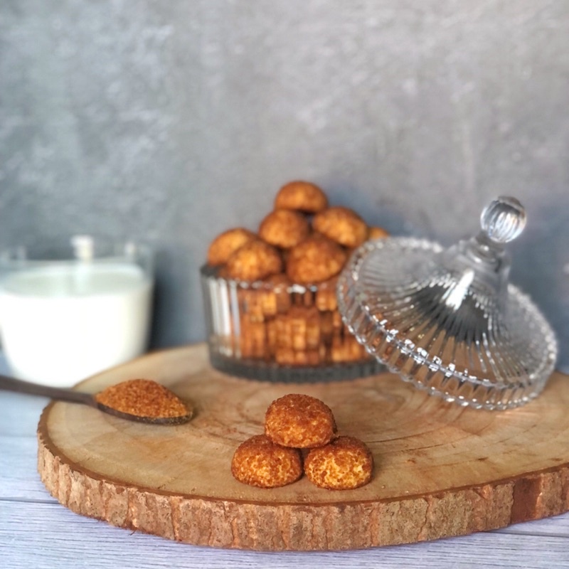 

Palm Cheese Ball Cookies (2 toples)